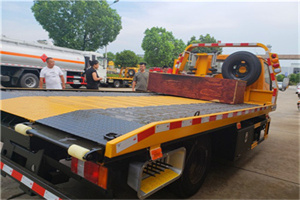 邯山附近拖车电话号码服务