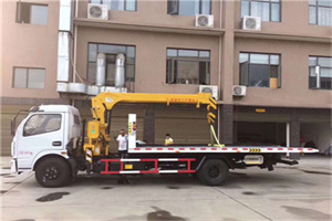 邯山附近汽车轮胎更换